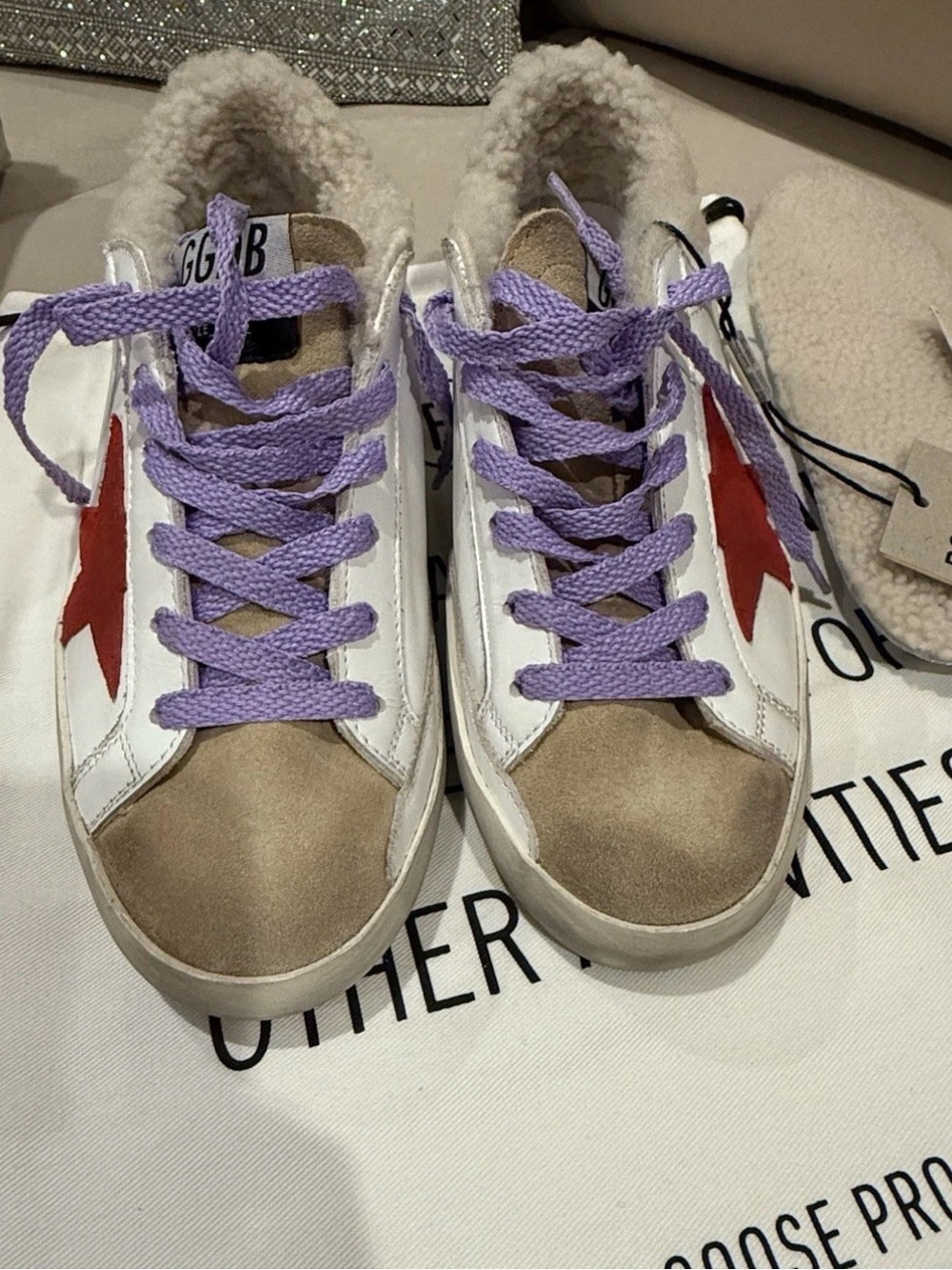 Golden Goose white sneakers with red star and silver glitter heel - Picture 7 of 8
